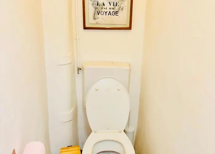 ホームステイ Place A Quelques Pas Du Musee Du Louvre Au Centre De *