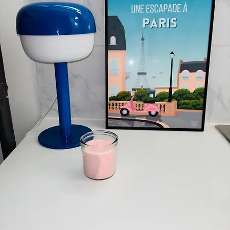 Rum i privatbostad Place A Quelques Pas Du Musee Du Louvre Au Centre De *